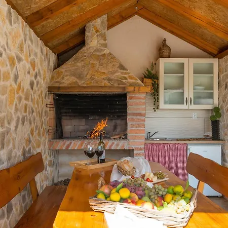 Holiday home Antonia With Pool *
